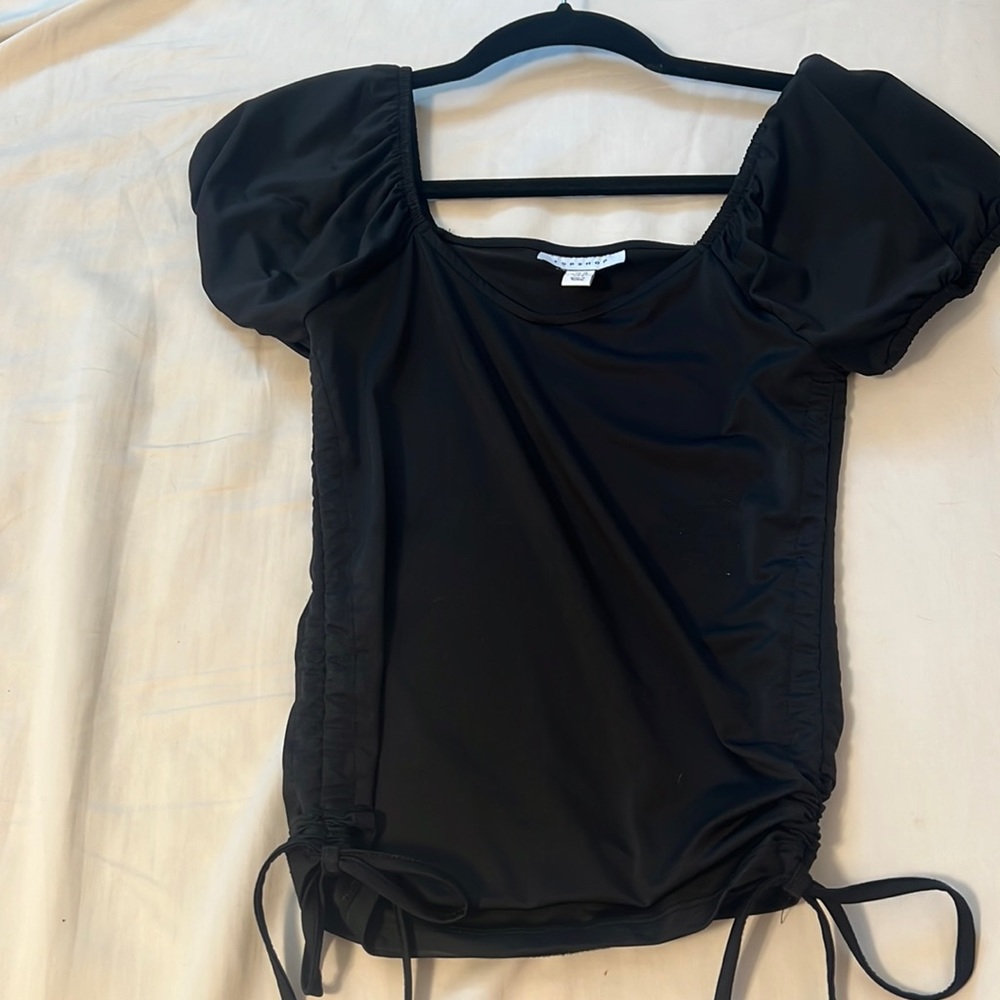 Top shop puffy sleeve/ off the shoulder side sinched top